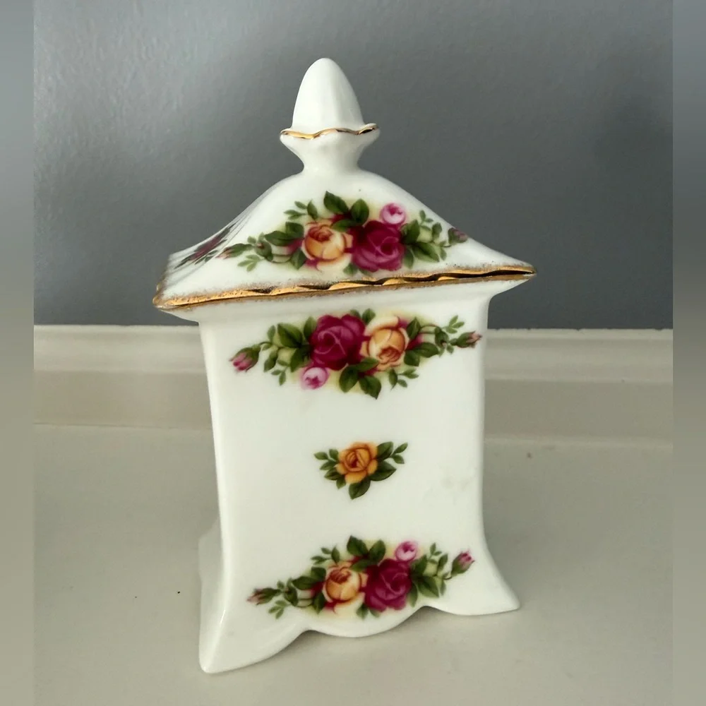 Royal Albert Old Country Rose small Carriage Clock - Picture 3 of 3